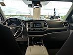 2019 Toyota Highlander 4x4 SUV for sale #S5X3845A - photo 14