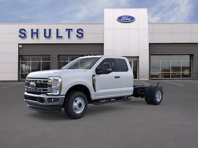 2026 Ford F-350 Super Cab DRW 4WD Cab Chassis for sale #S6F6347 - photo 1