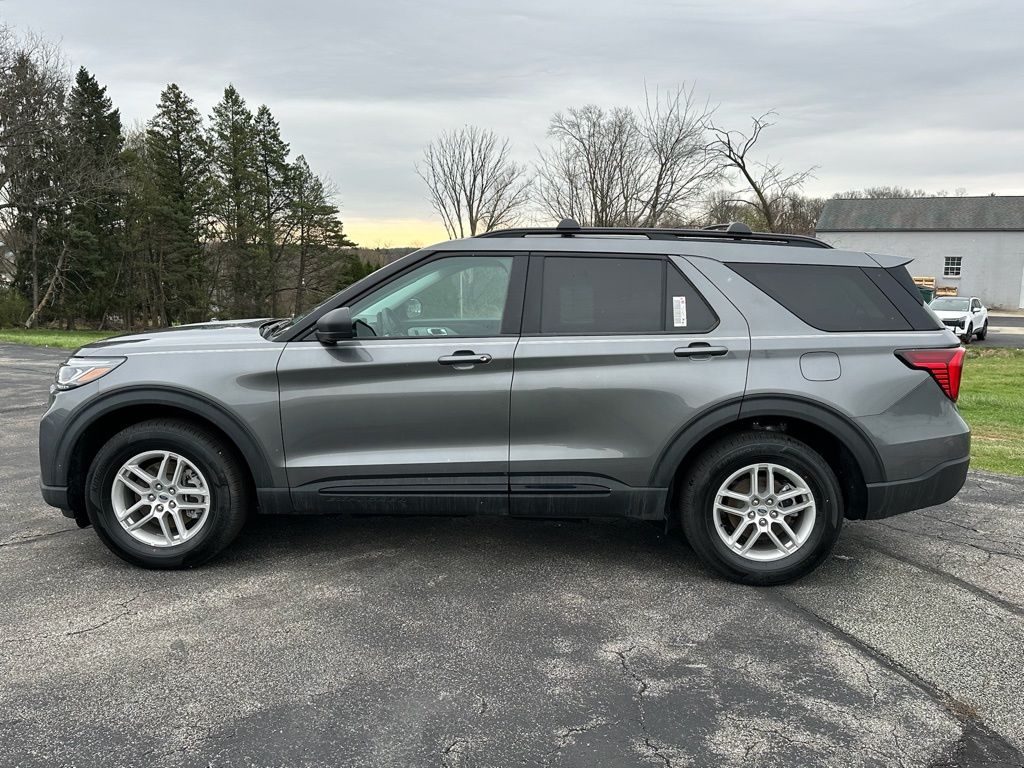 New 2026 Ford Explorer - photo 5