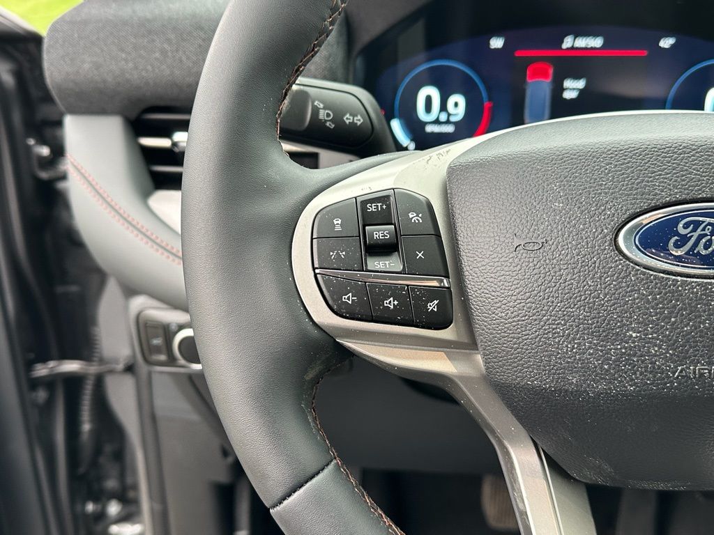 New 2026 Ford Explorer - photo 11