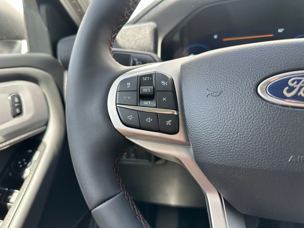 New 2026 Ford Explorer - photo 11