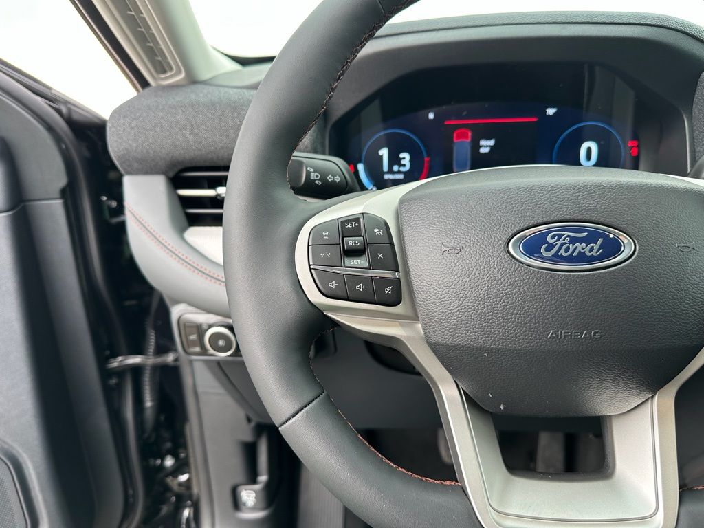 New 2026 Ford Explorer - photo 11