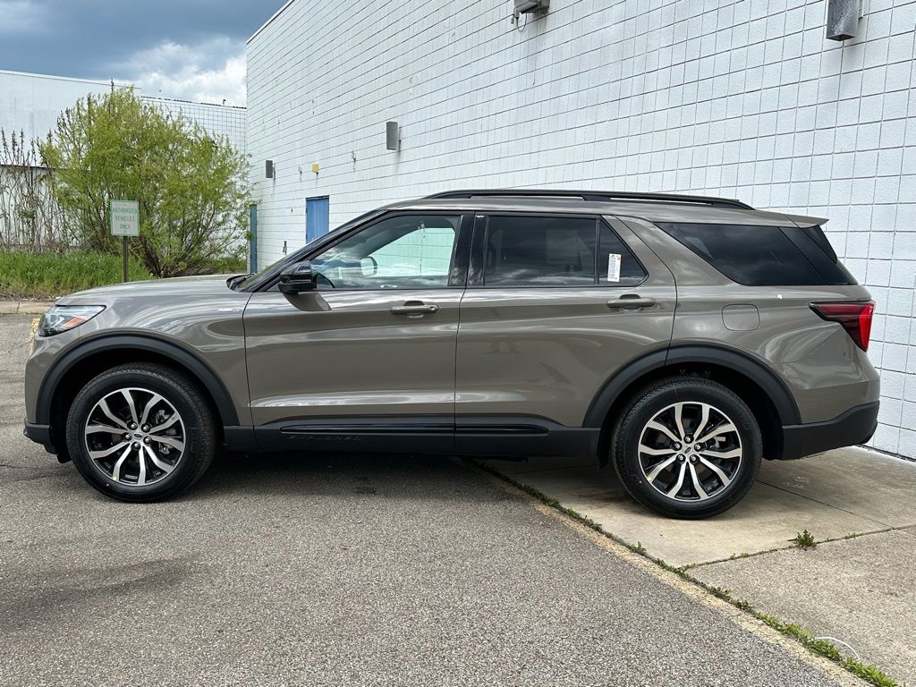 New 2026 Ford Explorer - photo 6