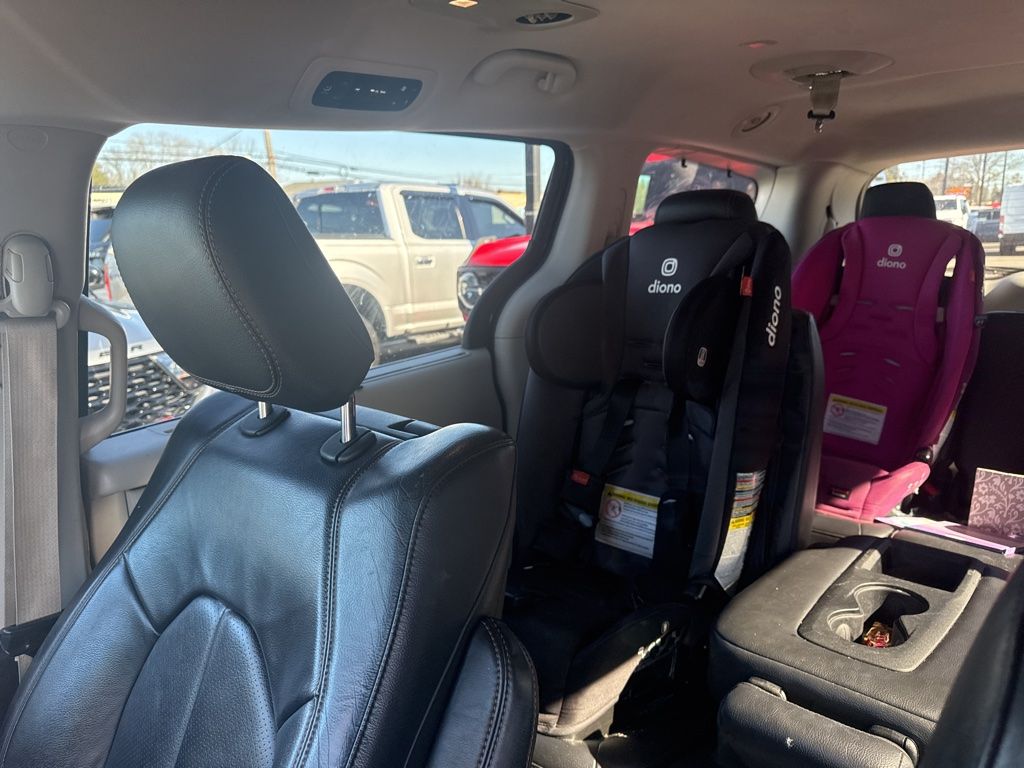 Used 2018 Chrysler Pacifica - photo 15