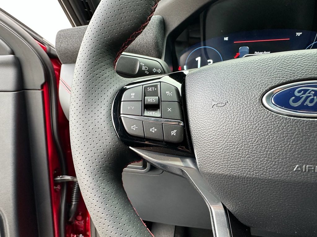 New 2026 Ford Explorer - photo 12