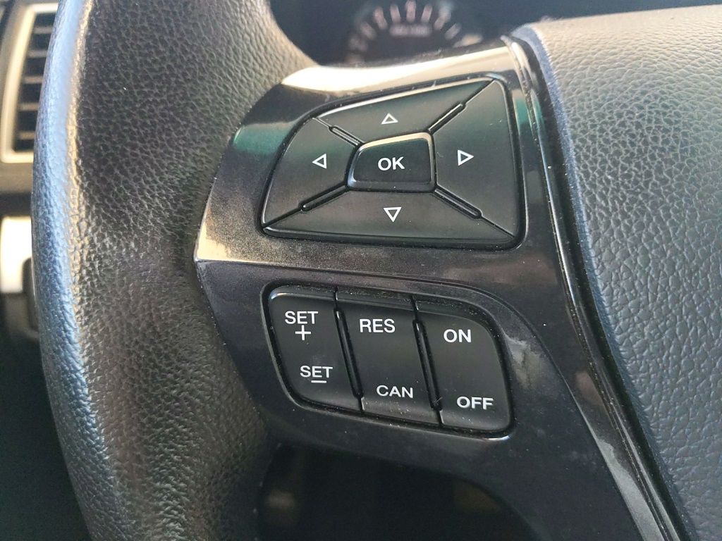 Used 2016 Ford Explorer - photo 5