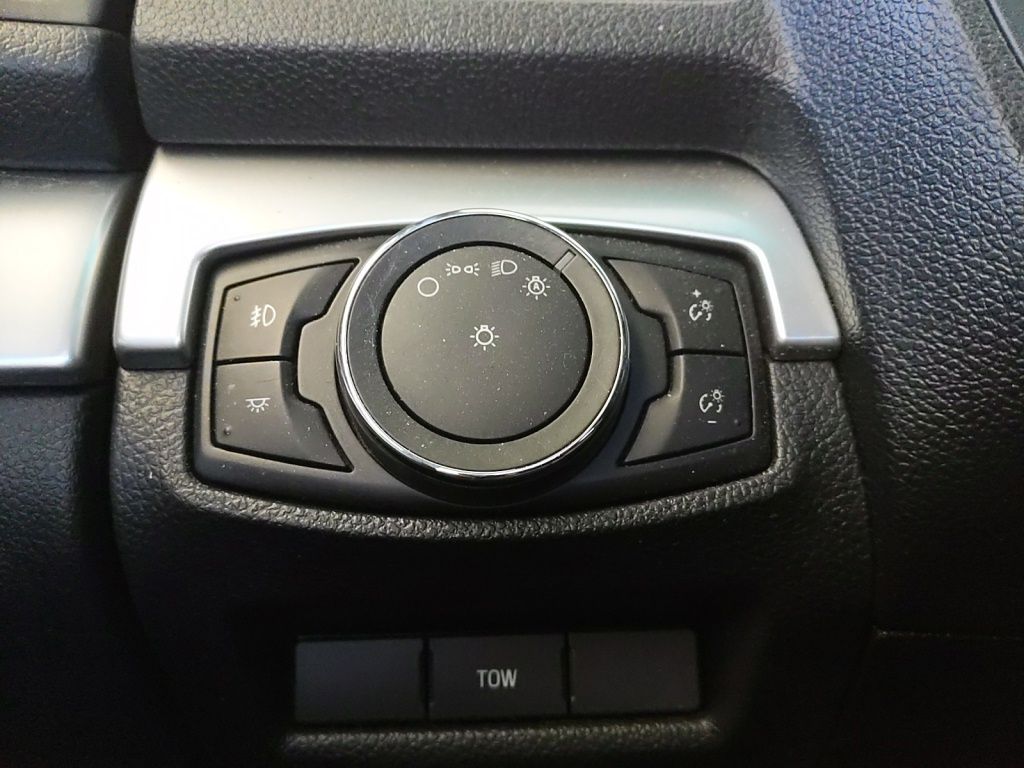 Used 2016 Ford Explorer - photo 11