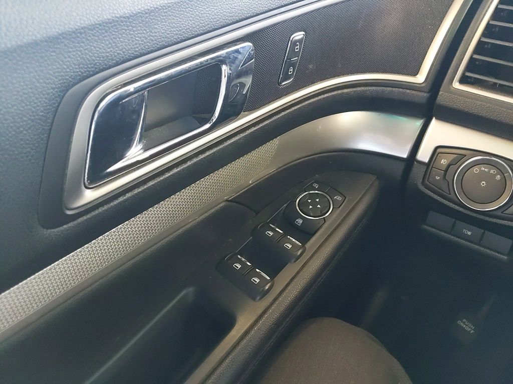 Used 2016 Ford Explorer - photo 14