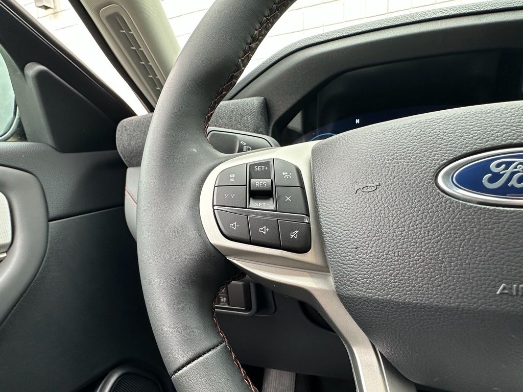 New 2026 Ford Explorer - photo 11