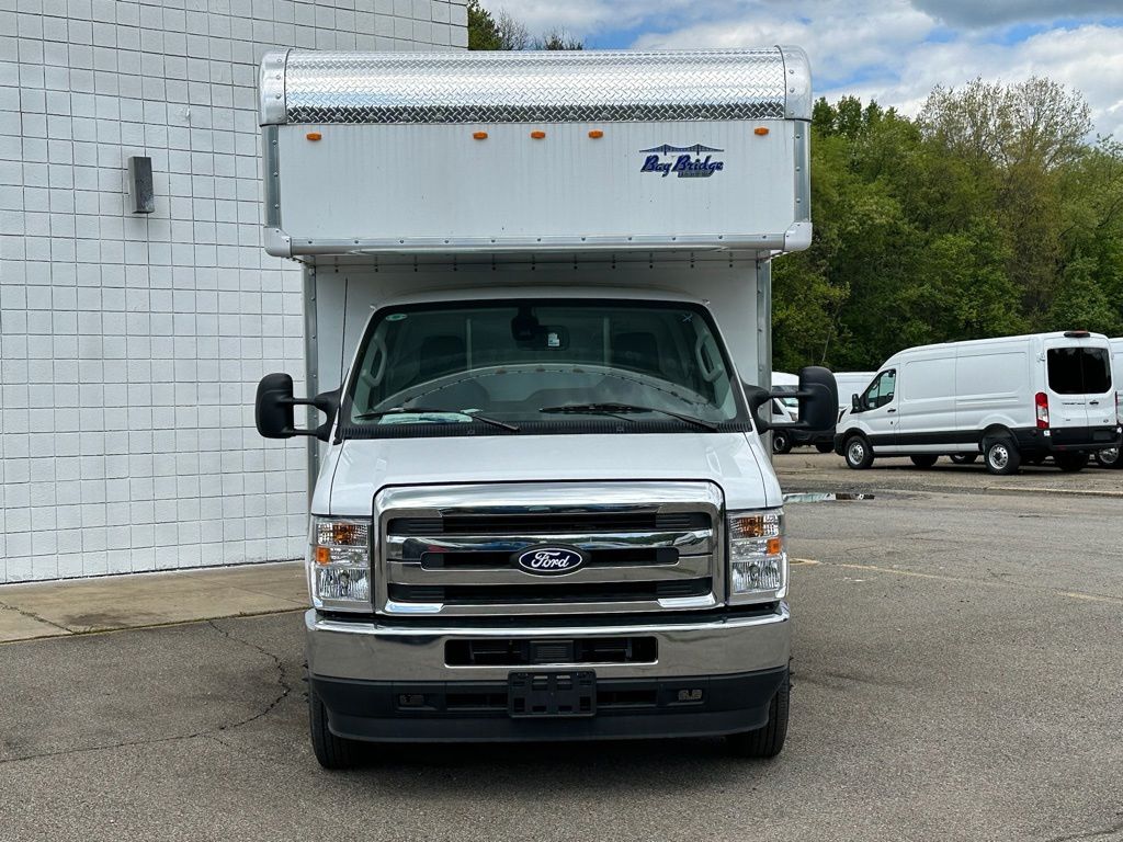 New 2027 Ford E-450 - photo 29