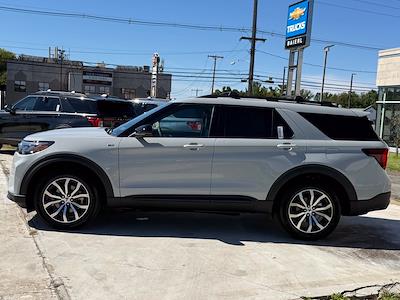 2027 Ford Explorer 4WD SUV for sale #S7X4950 - photo 2