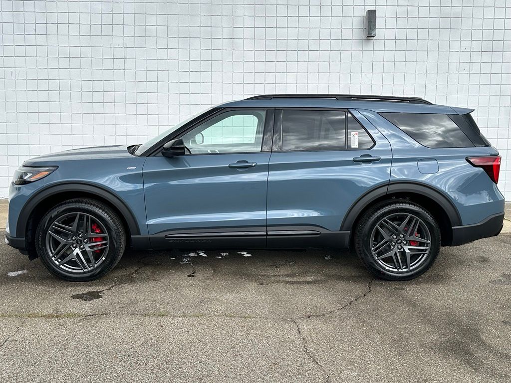 New 2027 Ford Explorer - photo 2