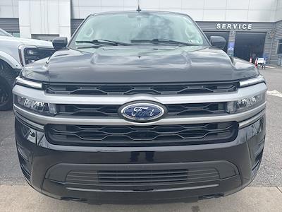 Used 2023 Ford Expedition - photo 2