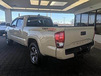 Used 2016 Toyota Tacoma - photo 1