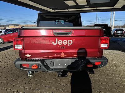 Used 2021 Jeep Gladiator - photo 1