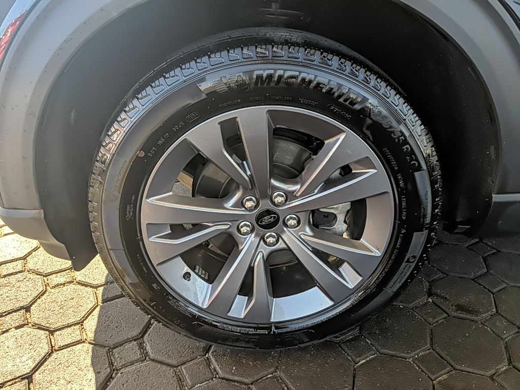 Used 2024 Ford Explorer - photo 14