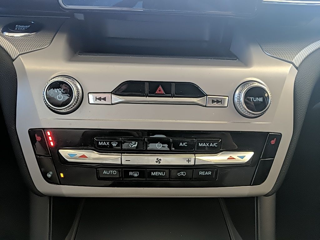 Used 2024 Ford Explorer - photo 25