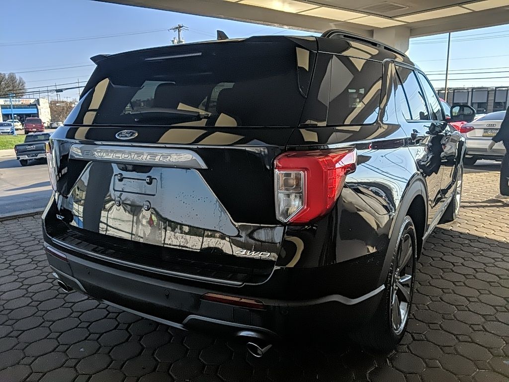 Used 2024 Ford Explorer - photo 9