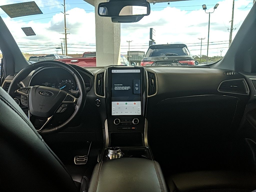 Used 2022 Ford Edge - photo 17