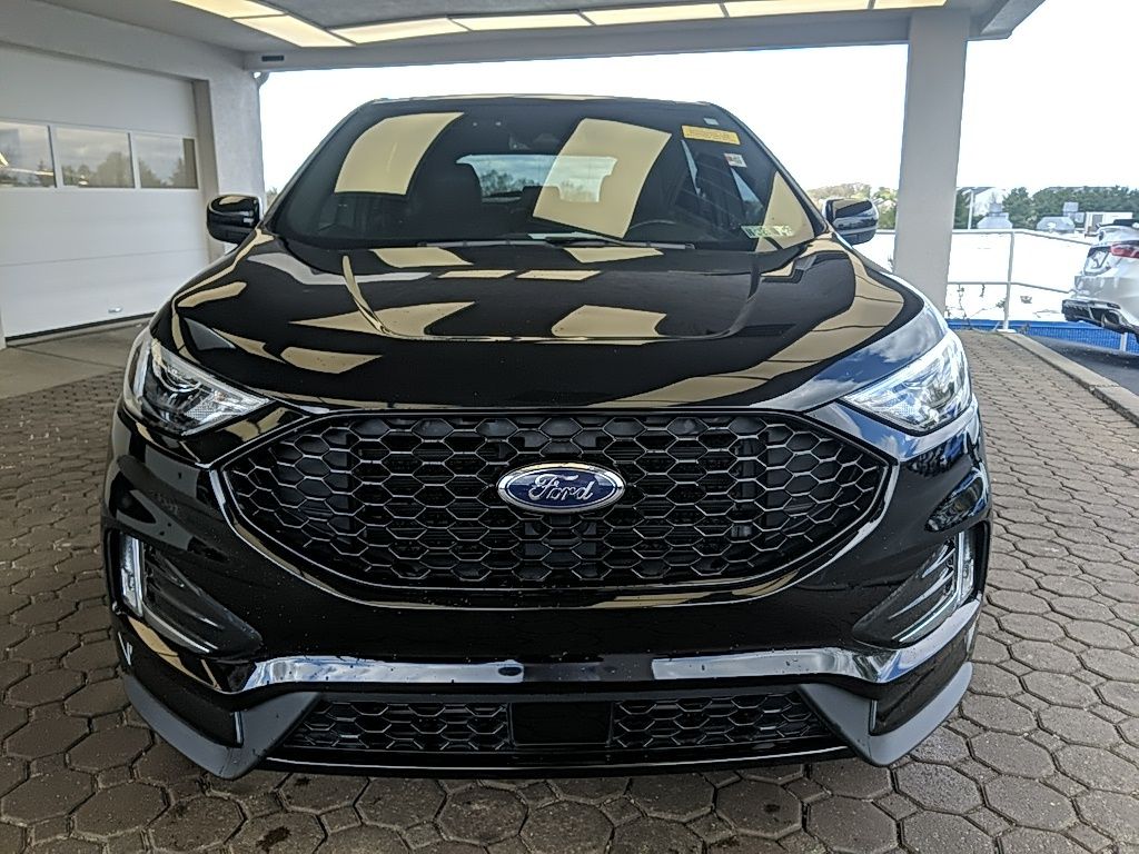 Used 2022 Ford Edge - photo 2