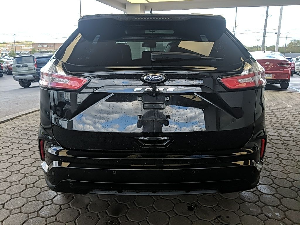 Used 2022 Ford Edge - photo 9