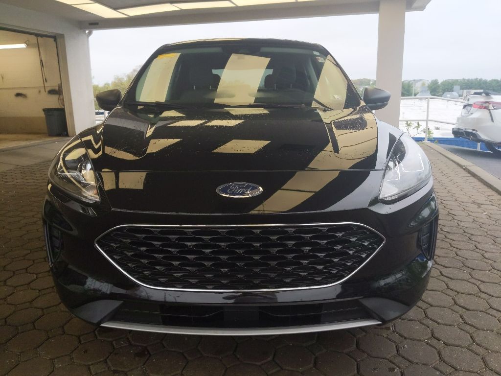 Used 2022 Ford Escape - photo 2