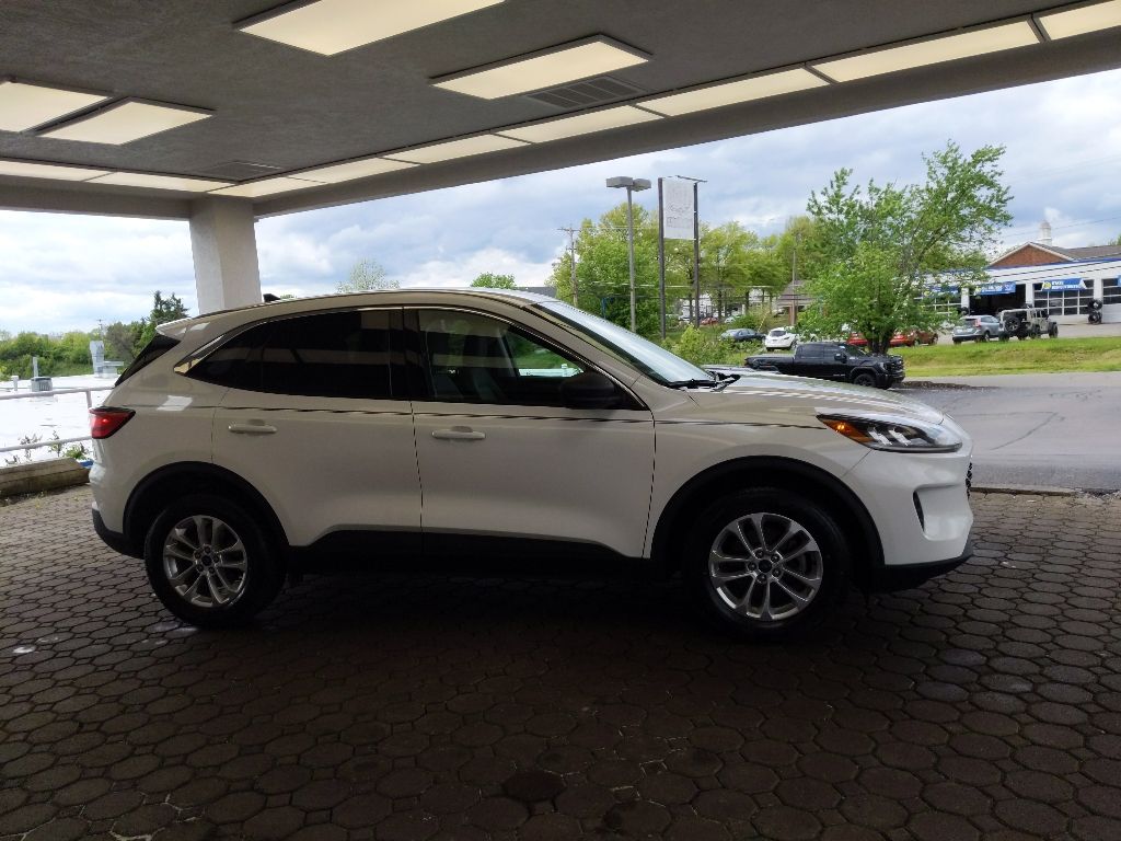 Used 2022 Ford Escape - photo 8