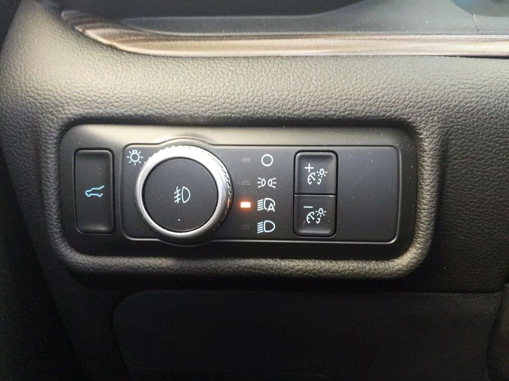 Used 2022 Ford Explorer - photo 29