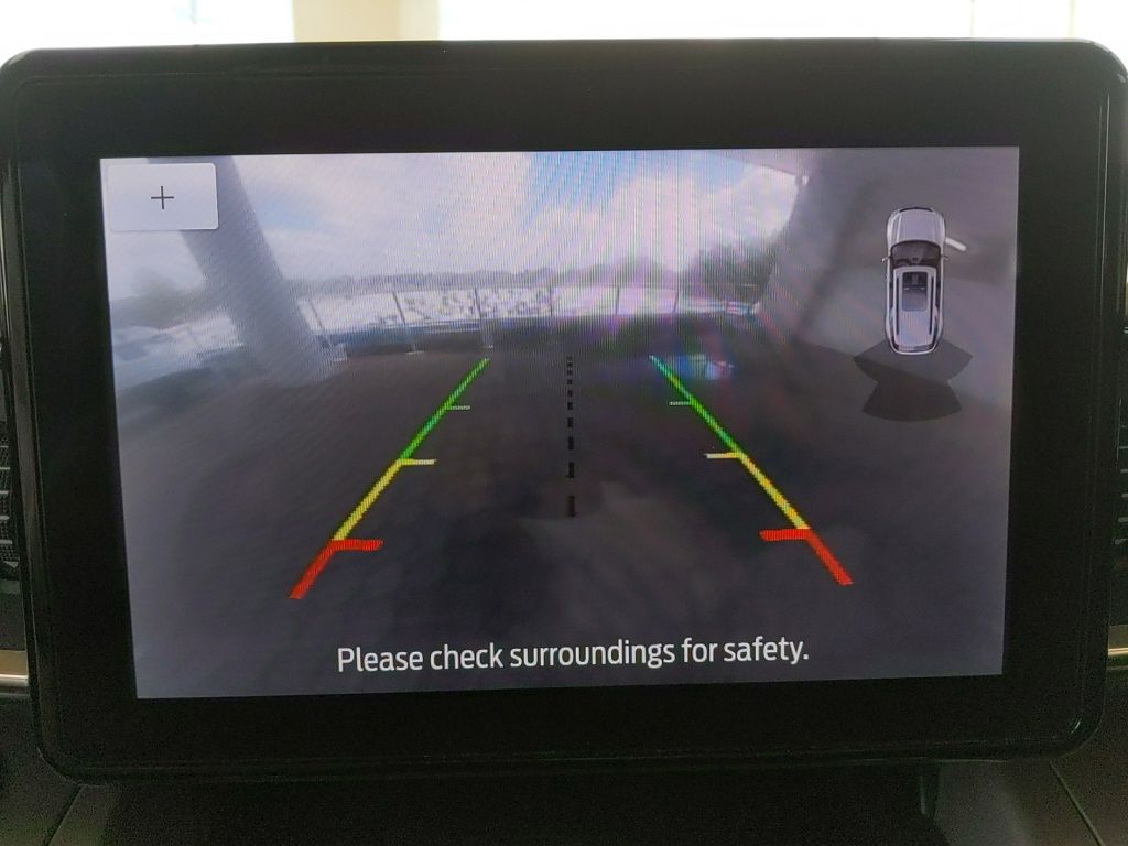 Used 2023 Ford Explorer - photo 6