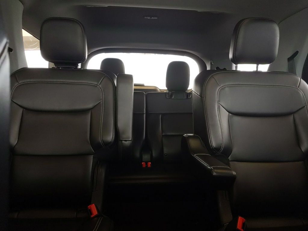 Used 2023 Ford Explorer - photo 16