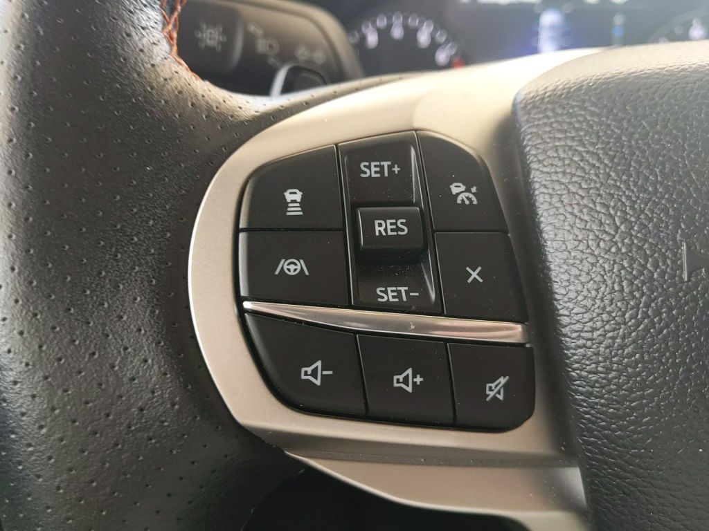 Used 2023 Ford Explorer - photo 8
