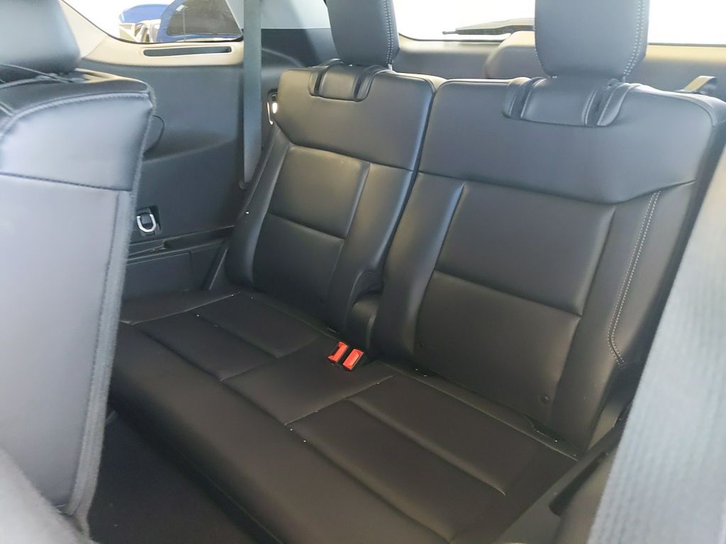 Used 2023 Ford Explorer - photo 14