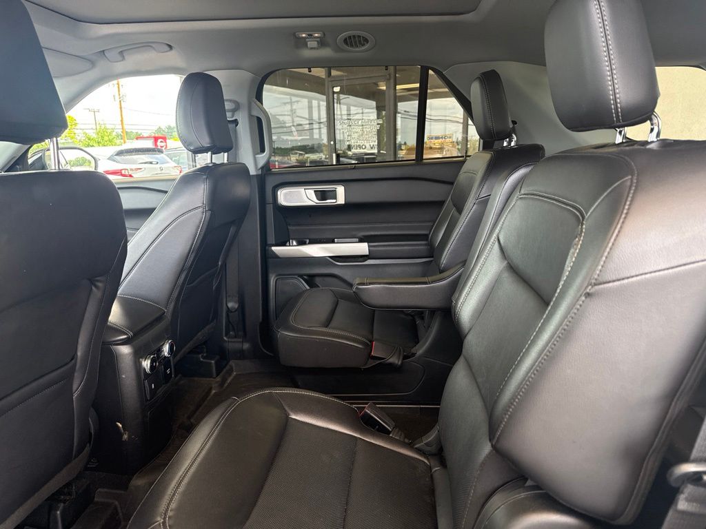 Used 2023 Ford Explorer - photo 18