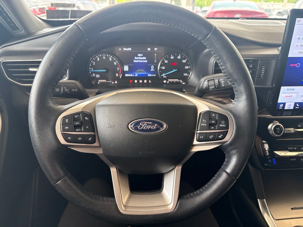Used 2023 Ford Explorer - photo 22