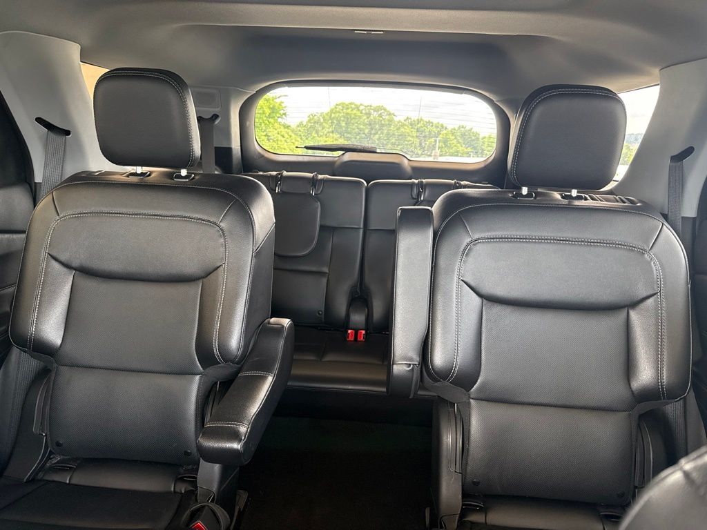 Used 2023 Ford Explorer - photo 32