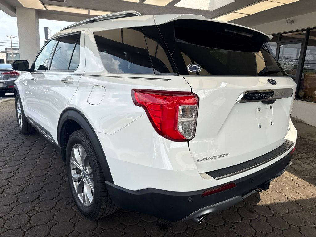 Used 2023 Ford Explorer - photo 2
