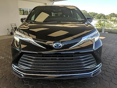 2025 Toyota Sienna AWD Minivan for sale #SR7689A - photo 2