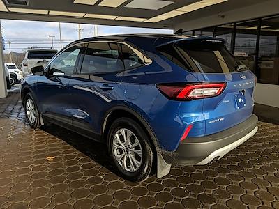 Used 2023 Ford Escape - photo 1