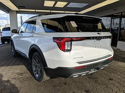Used 2025 Ford Explorer - photo 1