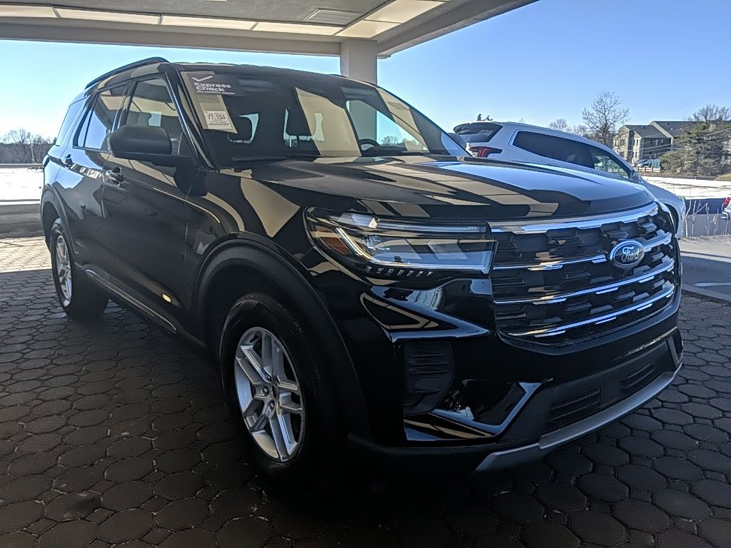 Used 2025 Ford Explorer - photo 7