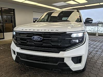 Used 2025 Ford Expedition - photo 1