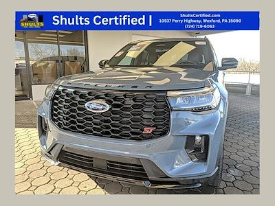 Used 2025 Ford Explorer - photo 1