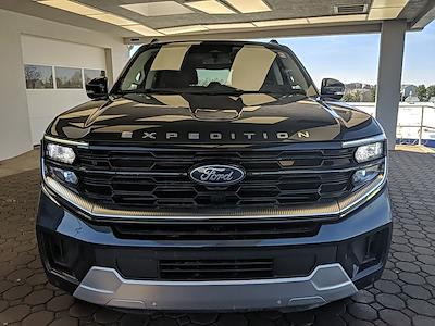 Used 2025 Ford Expedition - photo 1