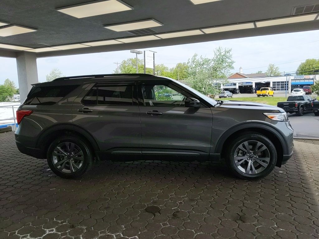 Used 2023 Ford Explorer - photo 7