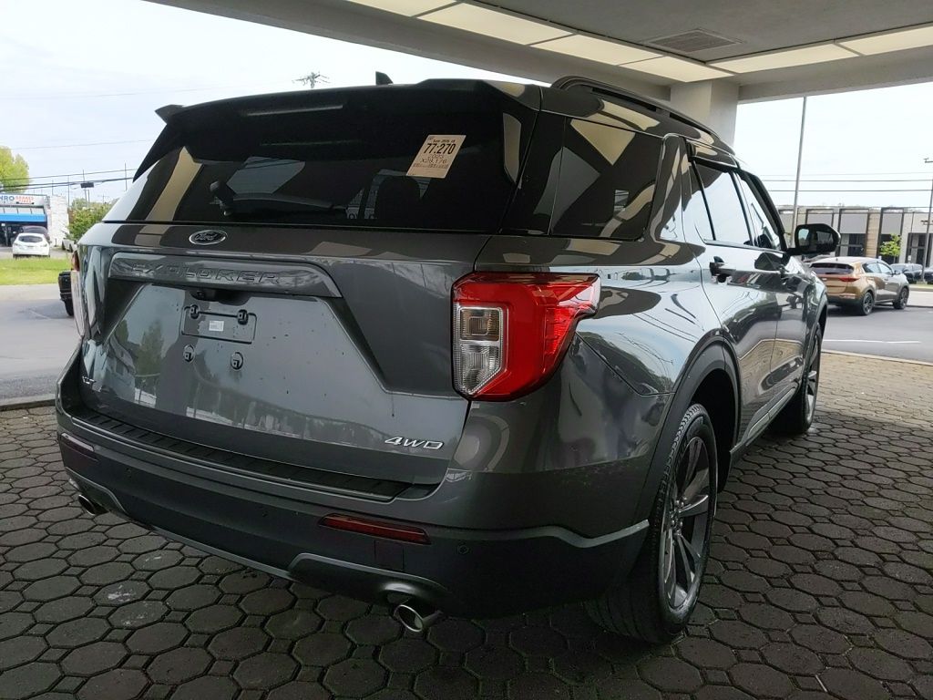 Used 2023 Ford Explorer - photo 8