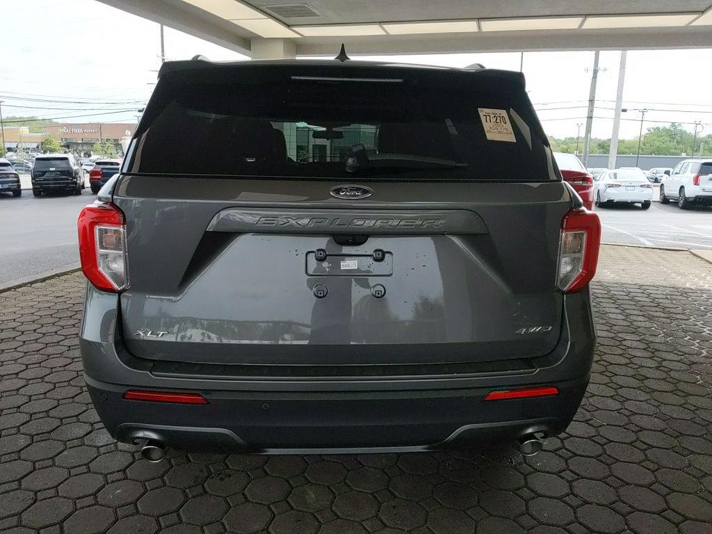 Used 2023 Ford Explorer - photo 9