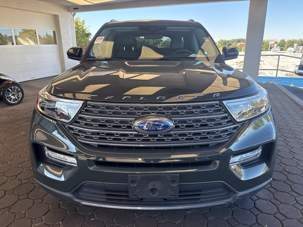 Used 2023 Ford Explorer - photo 2