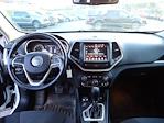 Used 2016 Jeep Cherokee Latitude for sale #W5B9663A - photo 12