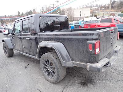 Used 2024 Jeep Gladiator - photo 1