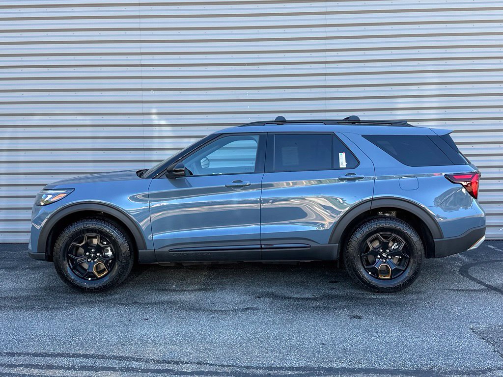 New 2026 Ford Explorer - photo 2